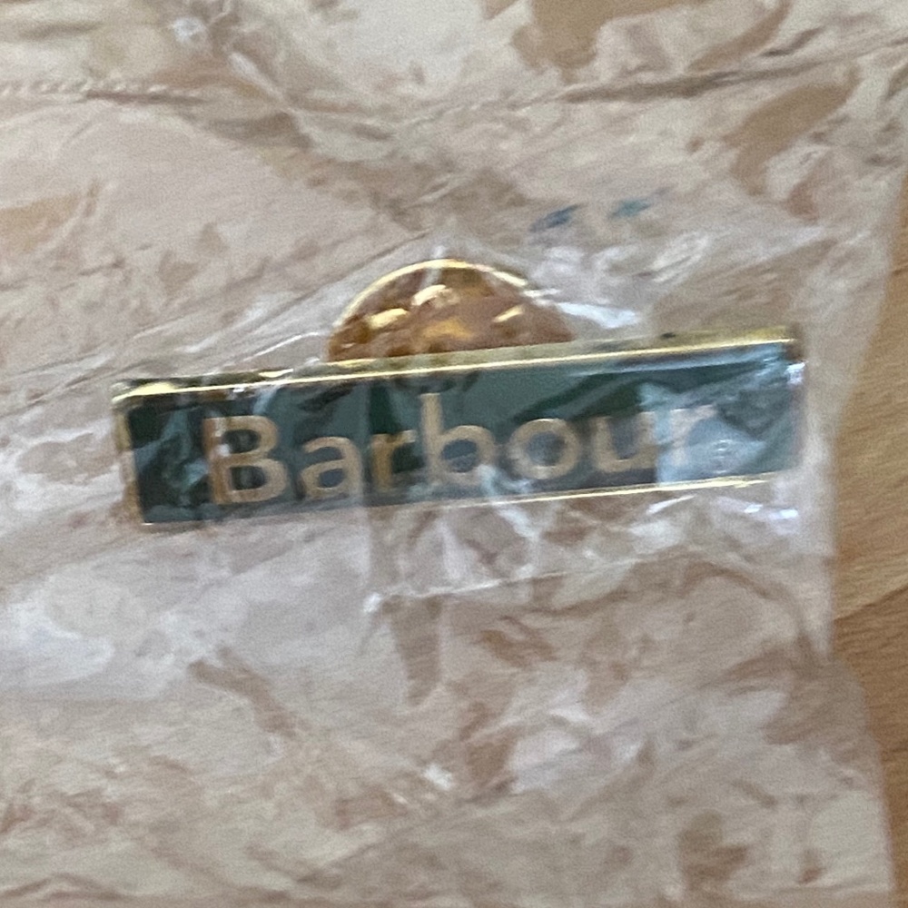 NWT Barbour Pin